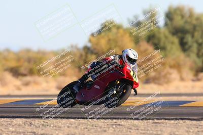 media/Dec-07-2024-CVMA (Sat) [[21c5f1ef85]]/Race 11-Amateur Supersport Open/